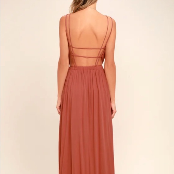 Lulu’s Lost in Paradise Maxi Dress - Picture 4 of 8